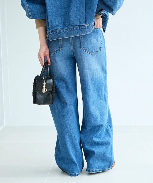 le.coeur blanc(ルクールブラン)の「クラッシュデニムパンツ(デニムパンツ・レディース・ブルー/ライトブルー・38/36)」の10枚目の写真