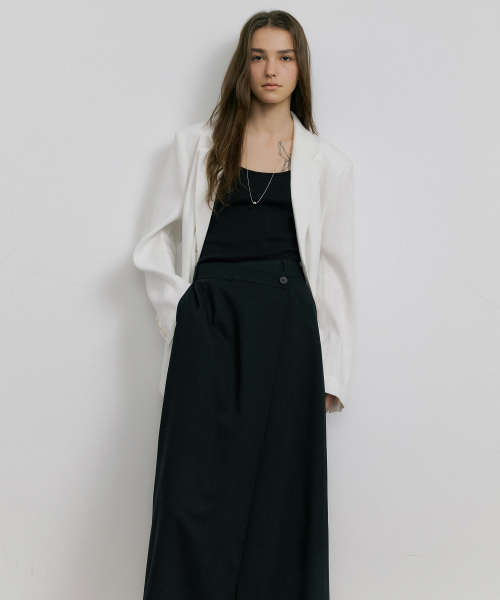 OCTETTE(オテット)の「SUMMER-WOOL CLASSIC WRAP SKIRTS_BLACK(スカート・レディース・ブラック・SMALL/MEDIUM)」の6枚目の写真