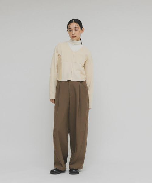 KBF（ケイビーエフ）の「モールジャガードカーディガン（カーディガン/ボレロ・レディース・ベージュ/ブラウン/ブラック・ONE）」の5枚目の写真