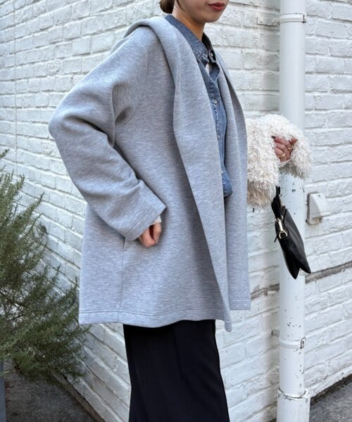 Jena espace merveilleux（ジェナ　エスパスメルヴェイユ）の「【伸縮性抜群◎】ダンボールフードジャケット（その他アウター・レディース・ライトグレー/アイボリー・FREE）」の14枚目の写真