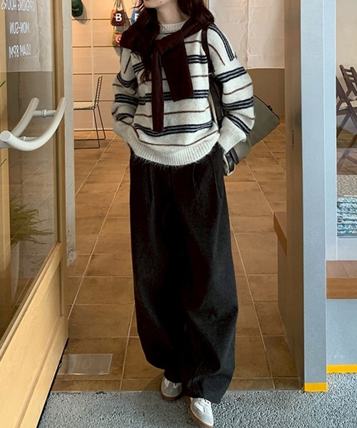 LYEON(リヨン)の「マルチボーダークルーネックオーバーサイズニット(ニット/セーター・レディース・ブラウン/アイボリー・FREE)」の11枚目の写真