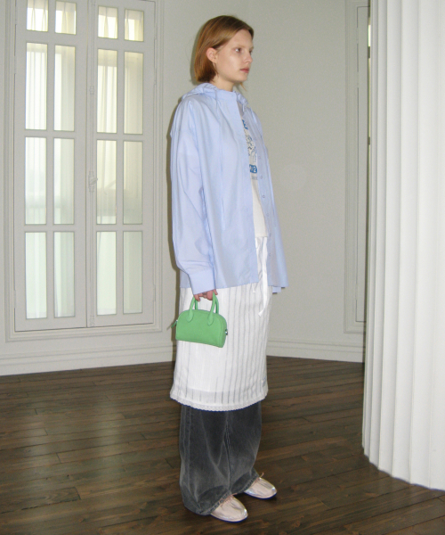 SINOON（シヌーン）の「SMOOTH MICRO BAG (APPLE GREEN)（トートバッグ・レディース・ライトグリーン・FREE）」の5枚目の写真