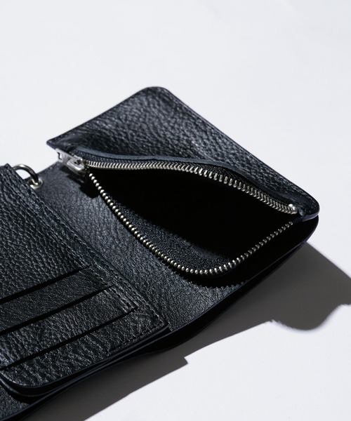 CALEE（キャリー）の「CALEE/キャリー SILVER STAR CONCHO FLAP LEATHER HALF WALLET / スターコンチョ ハーフウォレット 2026年春夏（財布・メンズ・ブラック・FREE）」の4枚目の写真