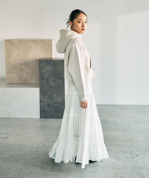 LEPSIM（レプシィム）の「パフエアZIPショートフーディー　645408（パーカー・レディース・ブラック/ホワイト/グレー・FREE）」の21枚目の写真