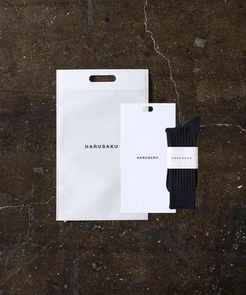 HARUSAKU(ハルサク)の「HARUSAKU:Mens PLAIN RIB SOCKS GIFT 1P SET :ハルサク メンズ プレーン リブソックス ギフトプレゼントセット 1足(ソックス/靴下・メンズ・ブラック/グリーン/ブラウン/ダークグレー・L/M)」の1枚目の写真