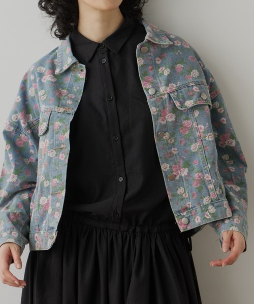 Libra Cue（リブラ キュー）の「フラワープリントデニムジャケット（デニムジャケット・レディース・ブルー・FREE）」の9枚目の写真
