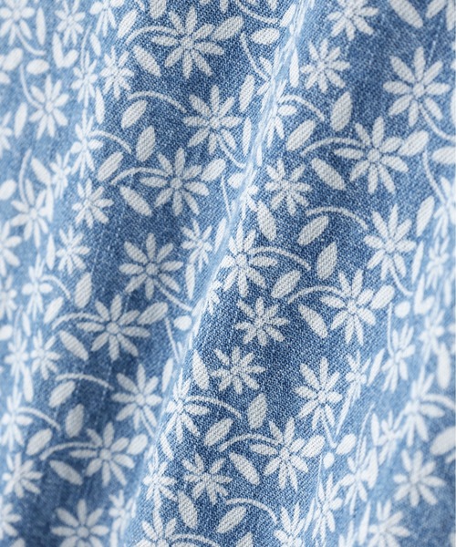 AVIREX(アヴィレックス)の「FLORAL PATTERN DENIM WORK L/S SHIRT / フラワーパターン デニムワークシャツ / AVIREX / アヴィレックス(シャツ/ブラウス・メンズ・ライトインディゴブルー/インディゴブルー・X-LARGE/XX-LARGE/MEDIUM/LARGE)」の5枚目の写真