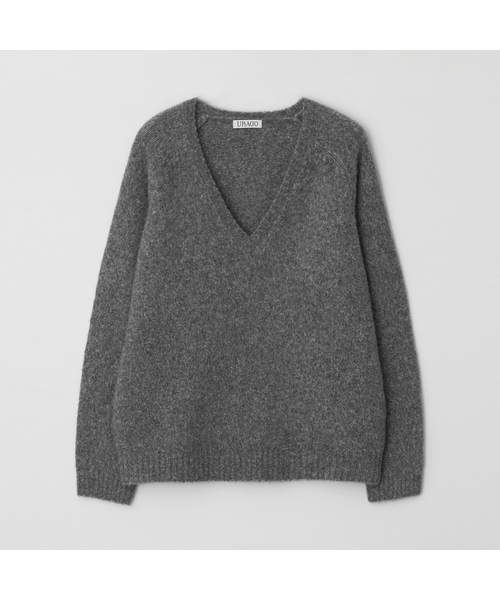 URAGO(ユラーゴ)の「Alpaca wool V-neck knit(ニット/セーター・レディース・ベージュ/ブラウン/ライトグレー/オリーブ・FREE)」の2枚目の写真