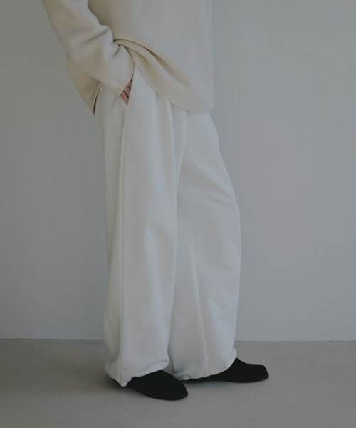 ETRE TOKYO(エトレトウキョウ)の「クリーンスウェットパンツ(スウェットパンツ・レディース・ネイビー/ホワイト・S/M)」の13枚目の写真