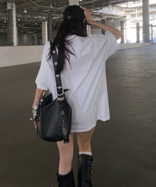 lilful(リルフル)の「【26年春夏新作】ヴィンテージライククロスグラフィックTシャツ(Tシャツ/カットソー・メンズ・ブラック/ホワイト・M/L)」の22枚目の写真
