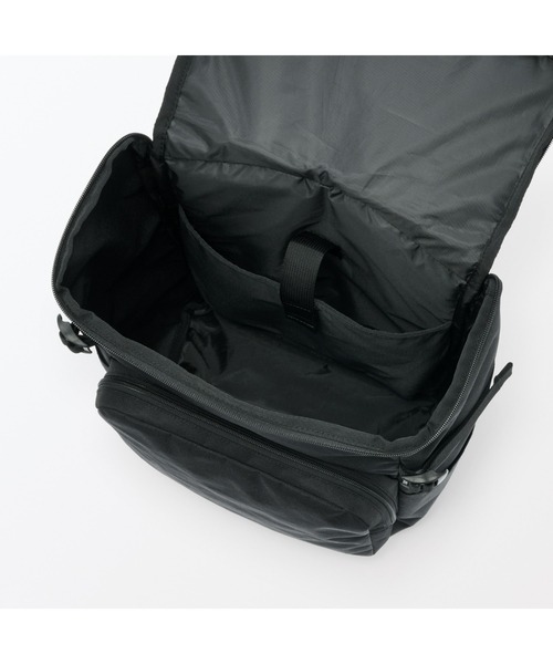 無印良品（ムジルシリョウヒン）の「肩の負担を軽くする　撥水　上から開く　リュックサック（バックパック/リュック・レディース・グレー/ブラック・FREE）」の6枚目の写真