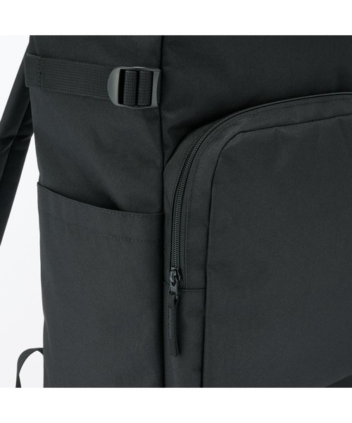 無印良品（ムジルシリョウヒン）の「肩の負担を軽くする　撥水　上から開く　リュックサック（バックパック/リュック・レディース・グレー/ブラック・FREE）」の10枚目の写真