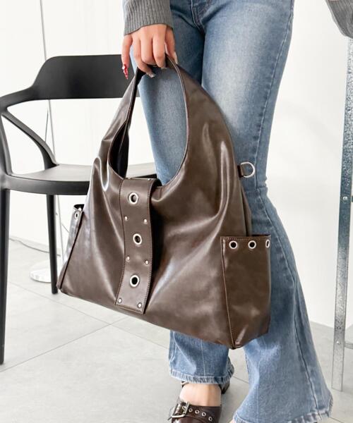 WEGO（ウィゴー）の「WEGO/ハトメデザインワンハンドルトート（トートバッグ・レディース・ベージュ/ブラウン/ブラック・FREE）」の7枚目の写真