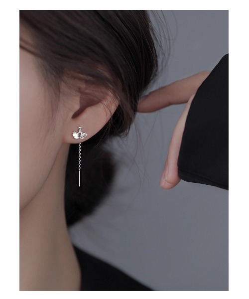 Sakka(サッカ)の「チェーンピアス【金属アレルギー対応】(ピアス(両耳用)・レディース・シルバー系1/シルバー系6/シルバー系7/シルバー系8/シルバー系9/シルバー系2/シルバー系4/シルバー系3/シルバー系5・FREE)」の6枚目の写真