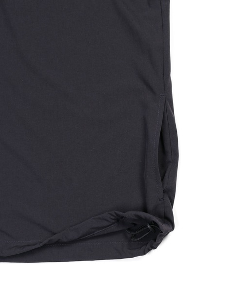 The DUFFER of ST.GEORGE(ザダファーオブセントジョージ)の「〔BLACK LABEL〕4WAY STRETCH S/S TOPS:セットアップ対応 ストレッチ 半袖トップス(Tシャツ/カットソー・メンズ・チャコールグレー/ブラック・MEDIUM/LARGE)」の16枚目の写真
