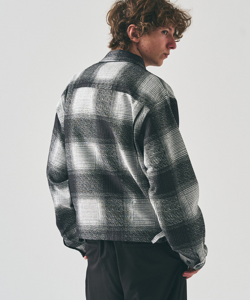 417 EDIFICE(フォーワンセブンエディフィス)の「オンブレチェックジップブルゾン(その他アウター・メンズ・ブラウン/ブラック・LARGE/MEDIUM)」の17枚目の写真