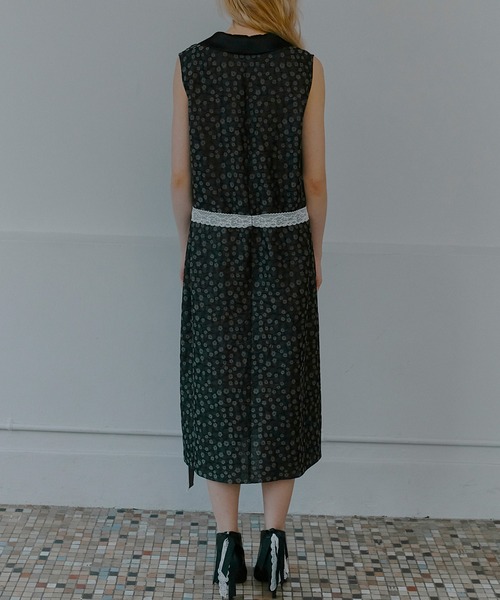 IRENENNE(アイレネ)の「フローラルジャカードショールカラードレス / Floral Jacquard Shawl Collar Dress(ワンピース・レディース・ブラック・36)」の7枚目の写真