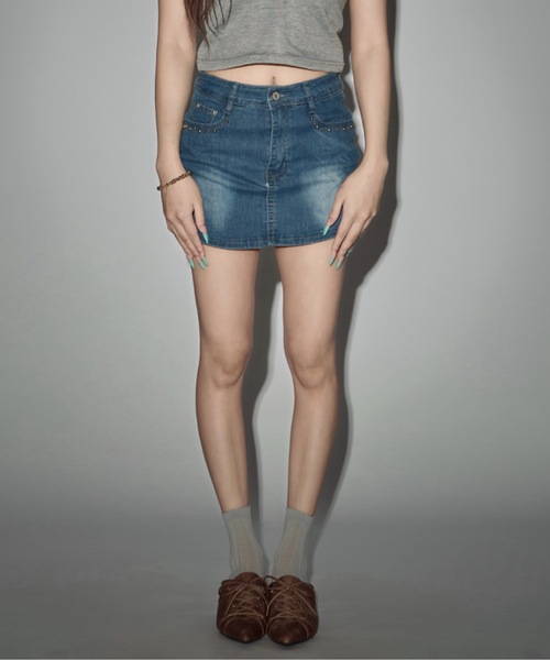 JilLA(ジルア)の「Denim Studded Mini Skirt Pants / デニムスタッズミニスカートパンツ(デニムスカート・レディース・ブルー・S/M)」の8枚目の写真