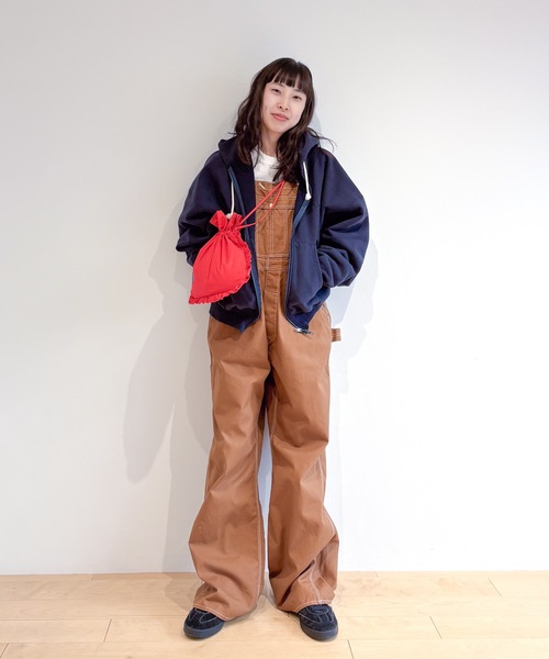 HOLIDAY(ホリデイ)の「RUFFLE POCHETTE (CIRCLE LOGO) ラッフルポシェット (サークルロゴ)(ショルダーバッグ・レディース・ベージュ/レッド/ピンク/ブラック・ONE SIZE)」の18枚目の写真