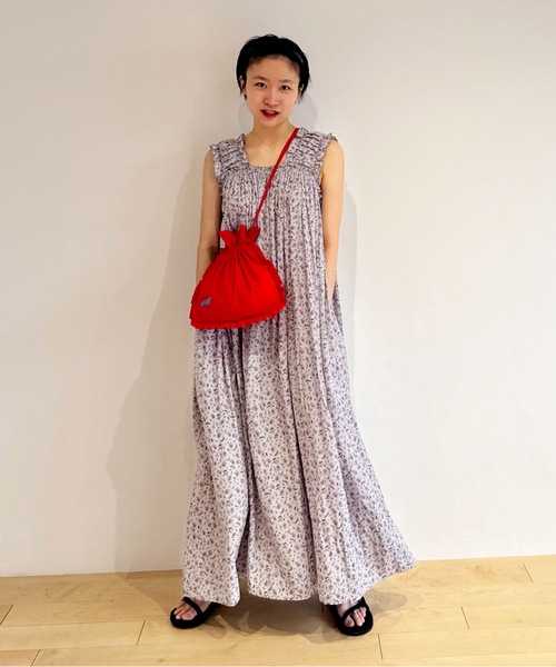 HOLIDAY(ホリデイ)の「RUFFLE POCHETTE (CIRCLE LOGO) ラッフルポシェット (サークルロゴ)(ショルダーバッグ・レディース・ベージュ/レッド/ピンク/ブラック・ONE SIZE)」の21枚目の写真