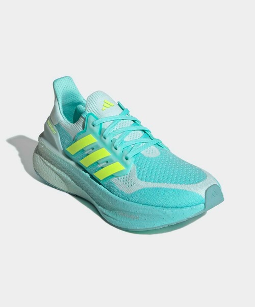 adidas(アディダス)の「ウルトラブースト 5 / Ultraboost 5 / ランニングシューズ / アディダス adidas(スニーカー・レディース・ブルー・22.5cm/23.0cm/23.5cm/24.0cm/24.5cm/25.0cm/25.5cm/26.0cm/26.5cm/27.0cm/27.5cm/28.0cm/22.0cm)」の5枚目の写真