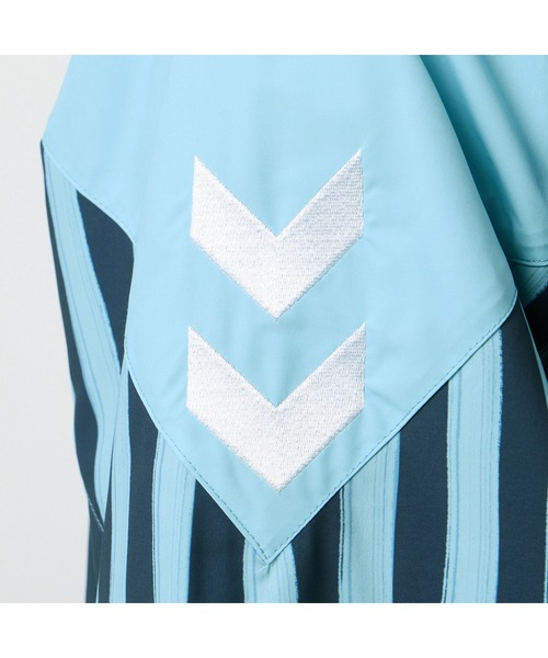 hummel(ヒュンメル)の「hummel/ヒュンメル H.FC ウーブンジャケット(ナイロンジャケット・レディース・グレー/ブルー/ブラック・L/XL/M)」の14枚目の写真