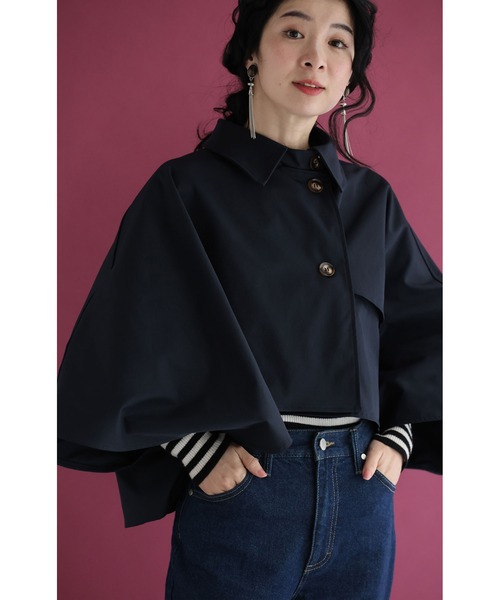 cawaii(カワイイ)の「ゆるやかなカーブシルエットのモモンガショートトレンチコート(トレンチコート・レディース・ネイビー/ベージュ・FREE)」の19枚目の写真