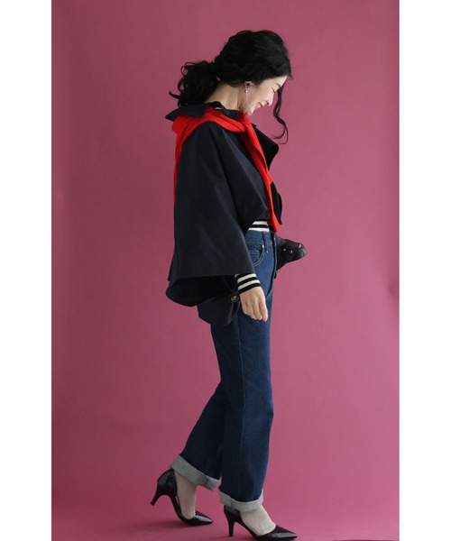 cawaii(カワイイ)の「ゆるやかなカーブシルエットのモモンガショートトレンチコート(トレンチコート・レディース・ネイビー/ベージュ・FREE)」の8枚目の写真