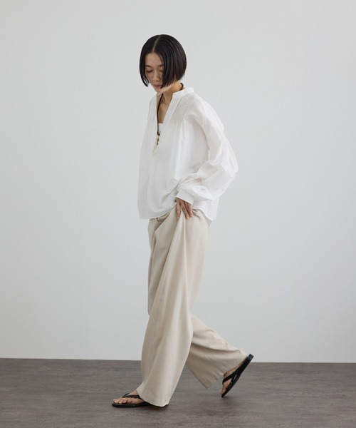 SALON adam et rope'(サロン アダム エ ロペ)の「コットンボイルピンタックブラウス(シャツ/ブラウス・レディース・ブラウン/ホワイト・FREE)」の6枚目の写真