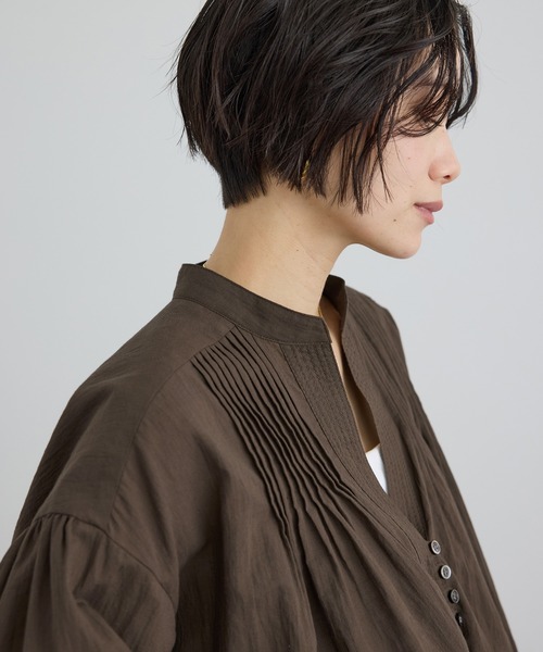 SALON adam et rope'(サロン アダム エ ロペ)の「コットンボイルピンタックブラウス(シャツ/ブラウス・レディース・ブラウン/ホワイト・FREE)」の12枚目の写真