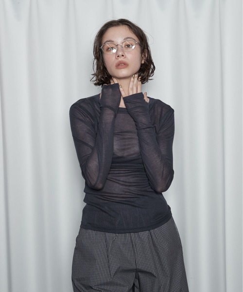 OFROOM（オフルーム）の「【26AW 新色追加】Sheer Long Sleeve Tee／シアーロングスリーブTEE（Tシャツ/カットソー・レディース・ネイビー/ブラック/ホワイト/ブルー/ピンク/グレー/チャコールグレー/レッド・FREE）」の10枚目の写真