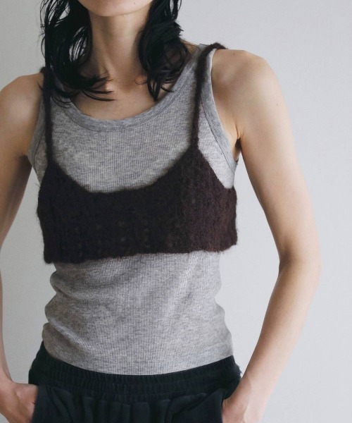anuke（アンヌーク）の「anuke　Crochet Knit Bustier クロシェニットビスチェ/62620510（ベスト・レディース・チャコールグレー/ブラウン・ONE SIZE）」の2枚目の写真