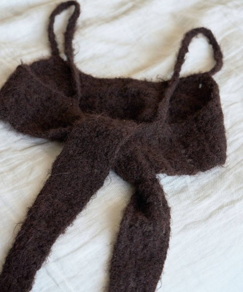 anuke（アンヌーク）の「anuke　Crochet Knit Bustier クロシェニットビスチェ/62620510（ベスト・レディース・チャコールグレー/ブラウン・ONE SIZE）」の12枚目の写真