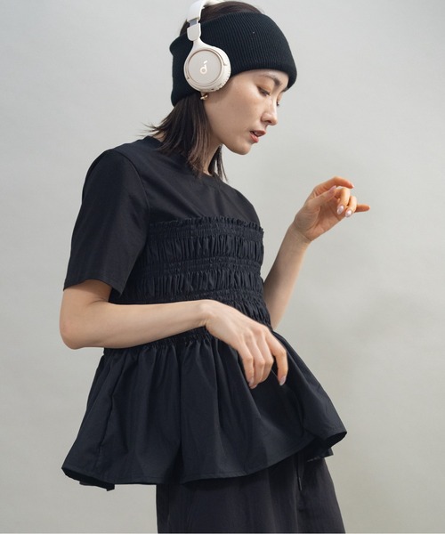 lodie(ロディ)の「ギャザーティアードトップス(Tシャツ/カットソー・レディース・アイボリー/ブラック・FREE)」の2枚目の写真