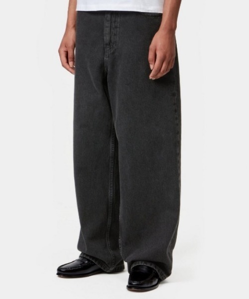Carhartt WIP(カーハートダブリューアイピー)の「Carhartt WIP WOMEN’S BRANDON PANT(カーハートワークインプログレス ウィメンズ ブランドン パンツ)(デニムパンツ・レディース・ブラック系/ブルー系・X-SMALL/SMALL/MEDIUM)」の5枚目の写真