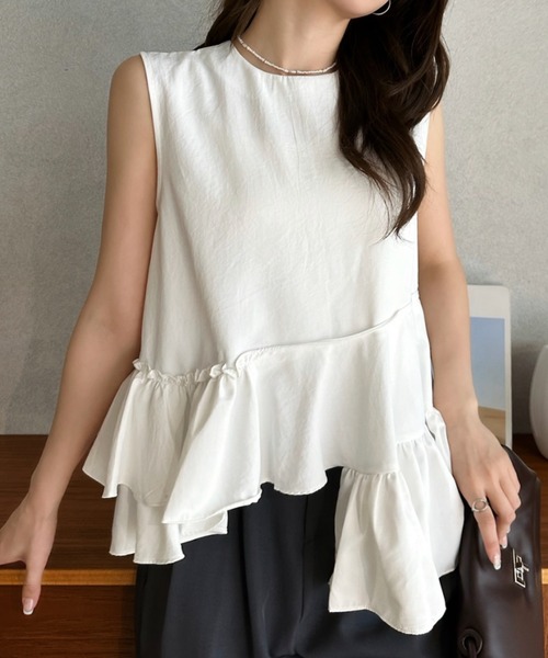 Eclat one(エクラワン)の「【Eclat one】裾ティアードフリル ノースリーブカットソー ◎(Tシャツ/カットソー・レディース・ホワイト/ブラック・FREE)」の3枚目の写真