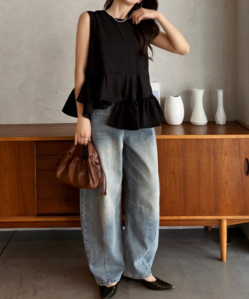 Eclat one(エクラワン)の「【Eclat one】裾ティアードフリル ノースリーブカットソー ◎(Tシャツ/カットソー・レディース・ホワイト/ブラック・FREE)」の8枚目の写真