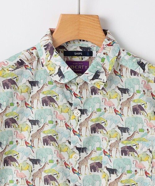 SHIPS（シップス）の「SHIPS KIDS:140～150cm / リバティ プリント 半袖 シャツ（シャツ/ブラウス・キッズ・オフホワイト/レッド・150/140）」の5枚目の写真