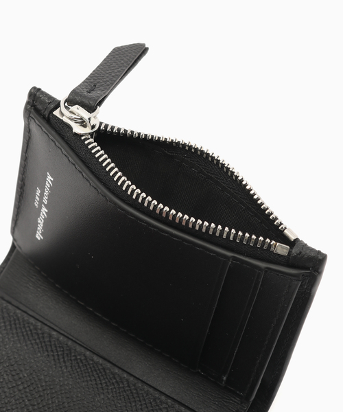 Maison Margiela（メゾンマルジェラ）の「MAISON MARGIELA(メゾン マルジェラ)  SA3UI0017（財布・メンズ・ブラック・FREE）」の6枚目の写真