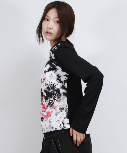 DEMARC(ドゥマーク)の「Graffiti Logo Graphic Slim Fit Long Sleeve T-shirt VER.2(Tシャツ/カットソー・レディース・ブラック・FREE)」の12枚目の写真