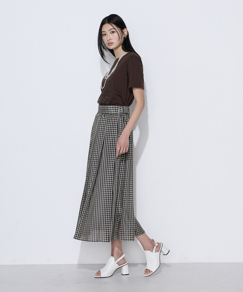 COMME CA(コムサ)の「先染めシアーチェック タックスカート(スカート・レディース・ベージュ系その他/ブラック系その他・7号/11号/9号)」の8枚目の写真