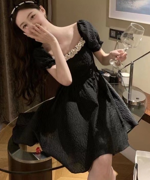 lulufa(ルルファ)の「フリルスクエアネック バックリボンミニワンピース/推し活 韓国(ワンピース・レディース・ブラック・FREE)」の20枚目の写真