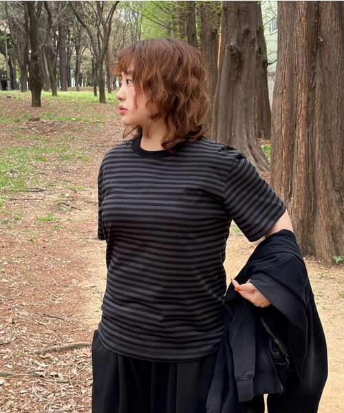 REBRENNER（リブレンナー）の「ピーチストライプクロップ半袖Tシャツチャコールブラック（Tシャツ/カットソー・メンズ・チャコールグレー×ブラック・MEDIUM/LARGE/X-LARGE）」の9枚目の写真
