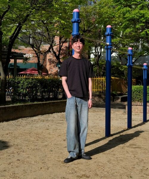 REBRENNER（リブレンナー）の「ピーチストライプクロップ半袖Tシャツチャコールブラック（Tシャツ/カットソー・メンズ・チャコールグレー×ブラック・MEDIUM/LARGE/X-LARGE）」の2枚目の写真