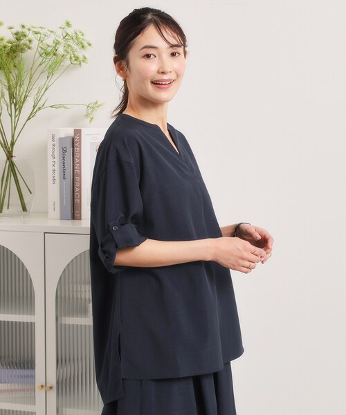 ITS'DEMO(イッツデモ)の「【UV/冷感/速乾】麻調合繊スキッパーチュニック(シャツ/ブラウス・レディース・ライトグリーン/グリーン/オレンジ系/ブルー系その他/ネイビー・00)」の22枚目の写真