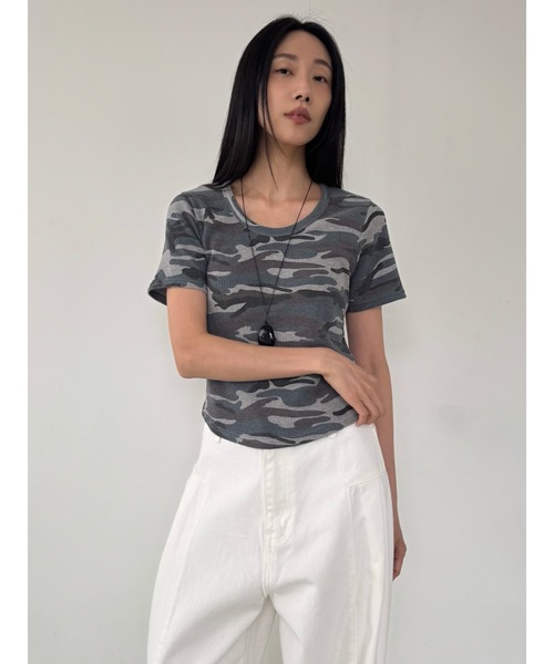Didot.showroom(ディドット ショールーム)の「【DIDOT.】ワッフルカモフラT(Tシャツ/カットソー・レディース・グレー/ベージュ・FREE)」の2枚目の写真