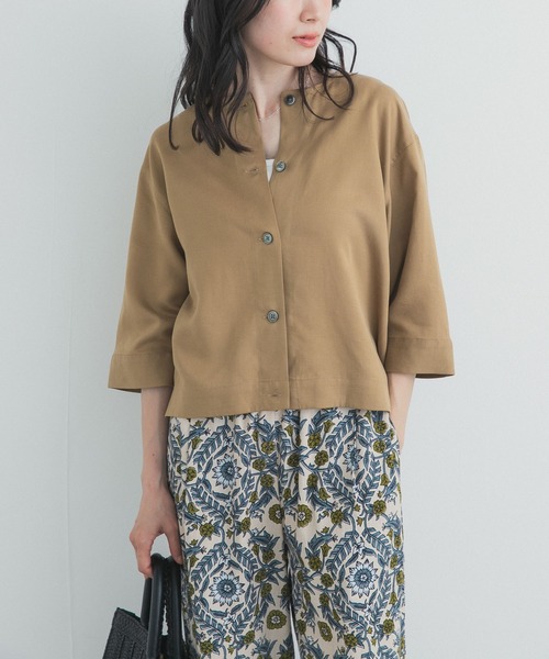 URBAN RESEARCH DOORS（アーバンリサーチドアーズ）の「ノーカラーバックギャザーブラウス（シャツ/ブラウス・レディース・ブラック/ベージュ・FREE）」の15枚目の写真