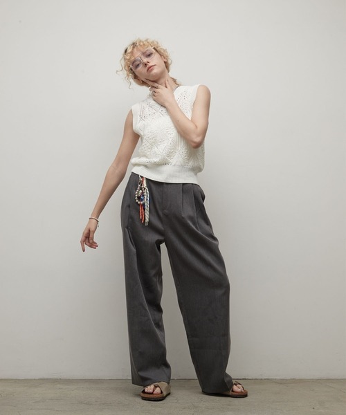 uchi.(ウチ)の「透かし編みノースリーブニットトップス(ニット/セーター・レディース・ブラック/オフホワイト・FREE)」の5枚目の写真