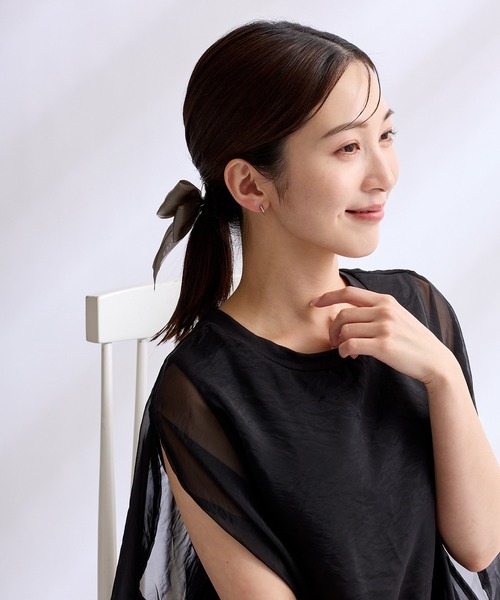 CALIN　STANDARD（カリンスタンダード）の「◆金属アレルギー対応◆◆made in japan◆【痛くない】【落ちにくい】【ストレスフリーな着け心地】スクエア　ミニループフィットイヤリング（イヤリング・レディース・ゴールド/ピンクゴールド/シルバー・FREE）」の11枚目の写真