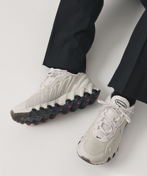 NIKE(ナイキ)の「<NIKE>エア マックス Dn8 スニーカー(スニーカー・メンズ・ブラック/ライトグレー・26cm/29cm/26.5cm/27.5cm/27cm/28.5cm/28cm)」の12枚目の写真